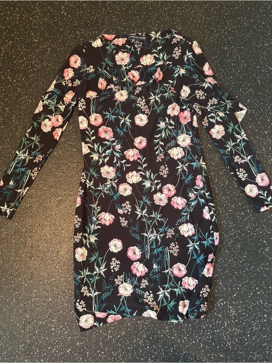 American Living Dresses & Skirts - American Living Black Long-Sleeve Floral Dress with Pink Blooms